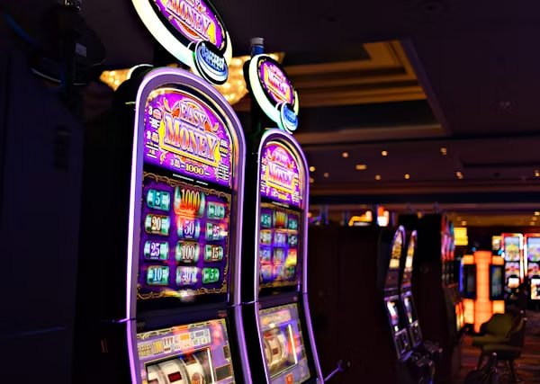 Online bingo room displayed on a mobile phone screen at Perya Casino